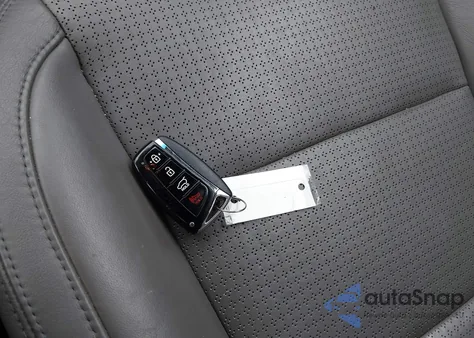 2013 Hyundai Santa Fe Sport 2.0T z USA, uszkodzony, nr VIN 5XYZW3LA0DG019935